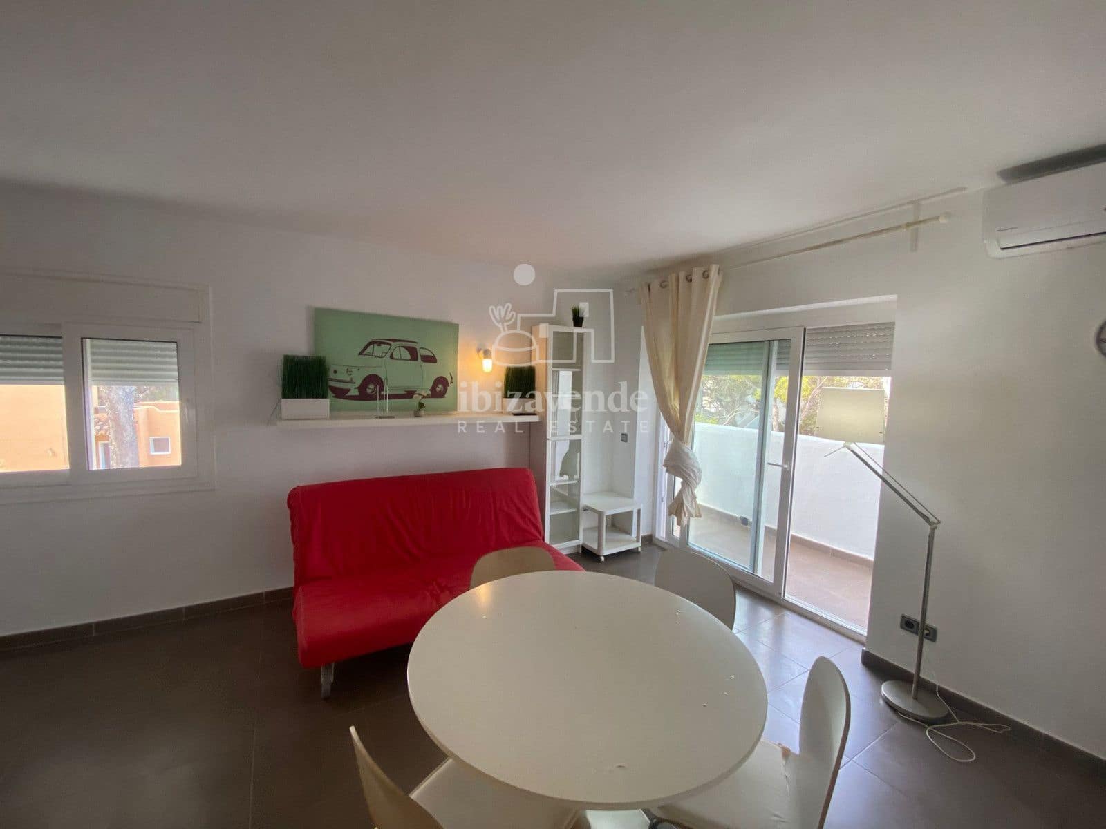 1 sovrum Lägenhet att hyra i Cala Vadella med pool - 1 600 € (Ref: 9221600)