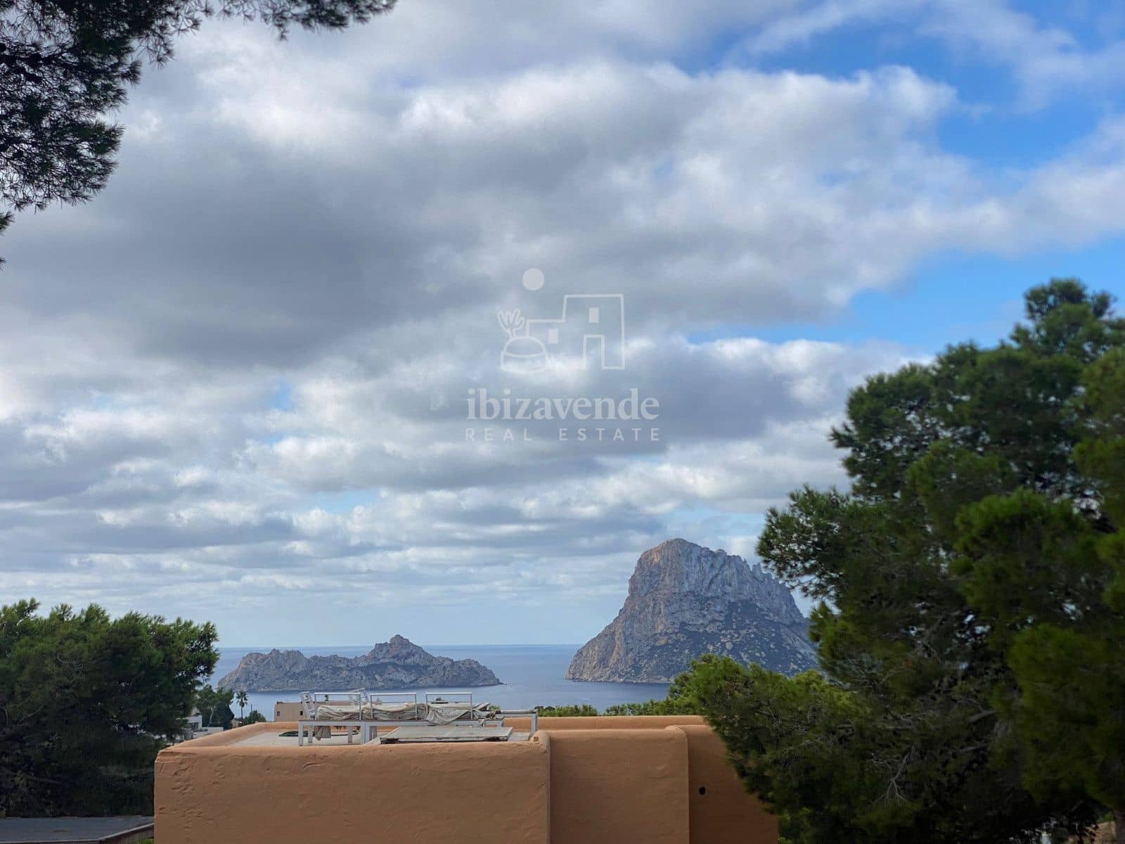 1 sovrum Lägenhet att hyra i Cala Vadella med pool - 1 600 € (Ref: 9221600)