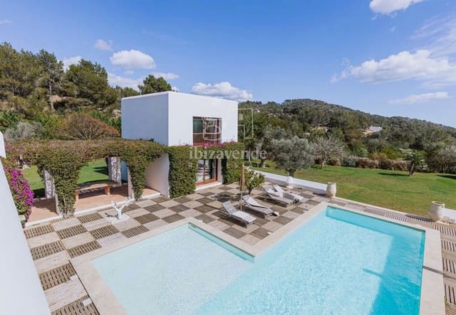 7 slaapkamer Villa te koop in Santa Eulalia / Santa Eularia met zwembad - € 9.900.000 (Ref: 9227386)