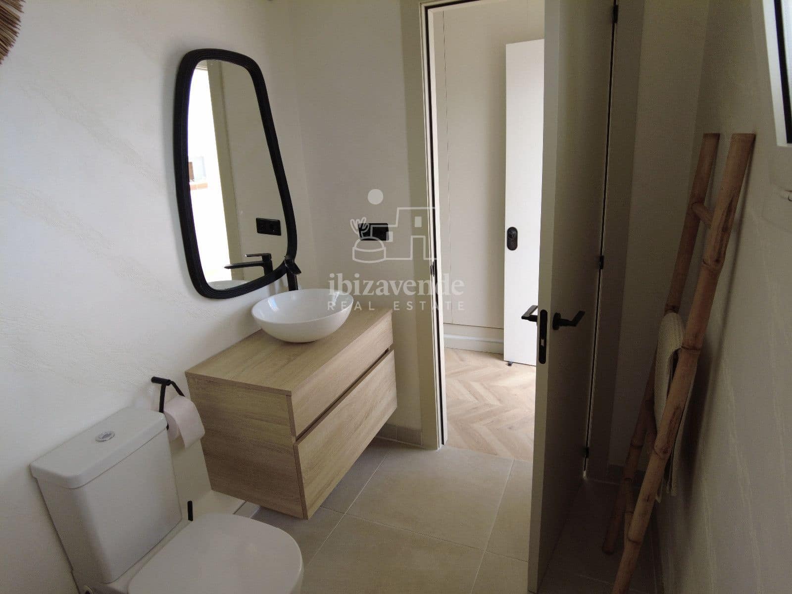 1 soveværelse Penthouse til leje i Cala d'en Bou med swimmingpool garage - € 1.100 (Ref: 9235729)