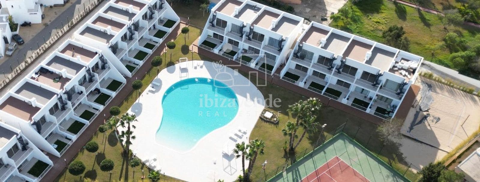 1 soveværelse Penthouse til leje i Cala d'en Bou med swimmingpool garage - € 1.100 (Ref: 9235729)