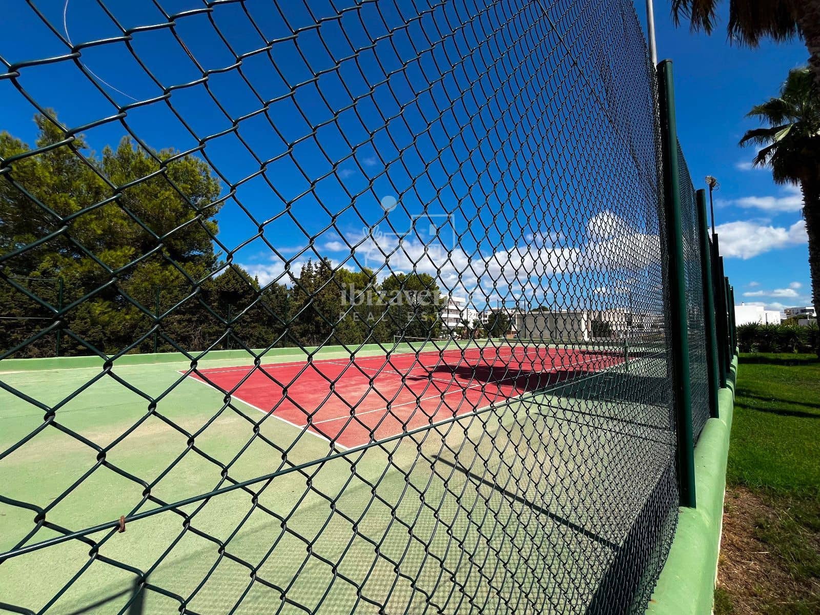 1 soveværelse Penthouse til leje i Cala d'en Bou med swimmingpool garage - € 1.100 (Ref: 9235729)