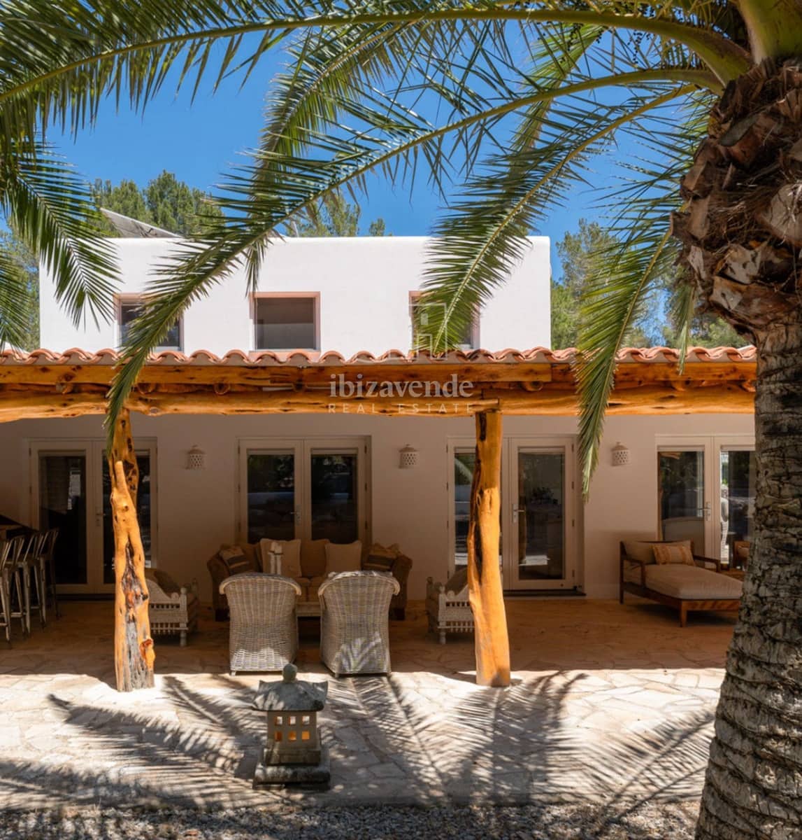 5 soverom Villa til salgs i Cala Jondal med svømmebasseng garasje - € 3 500 000 (Ref: 9240676)