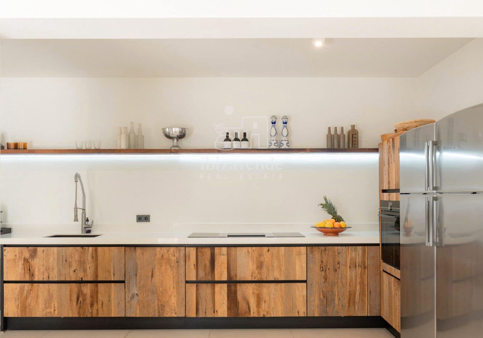 5 soverom Villa til salgs i Cala Jondal med svømmebasseng garasje - € 3 500 000 (Ref: 9240676)