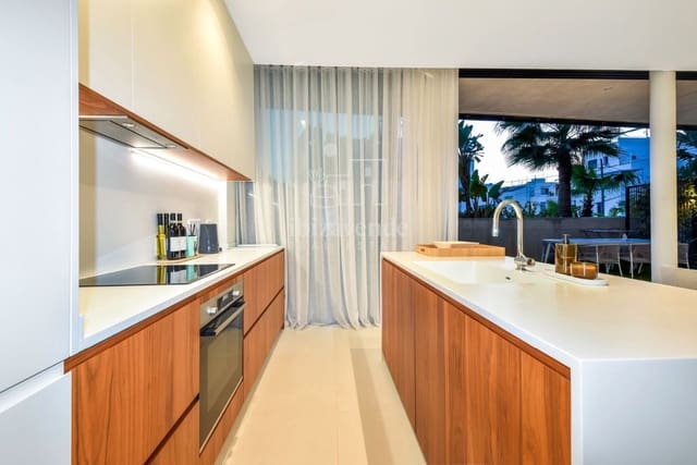 4 camera da letto Appartamento in vendita in Nuestra Señora de Jesus, Santa Eulalia / Santa Eularia con piscina garage - 1.700.000 € (Rif: 9241160)