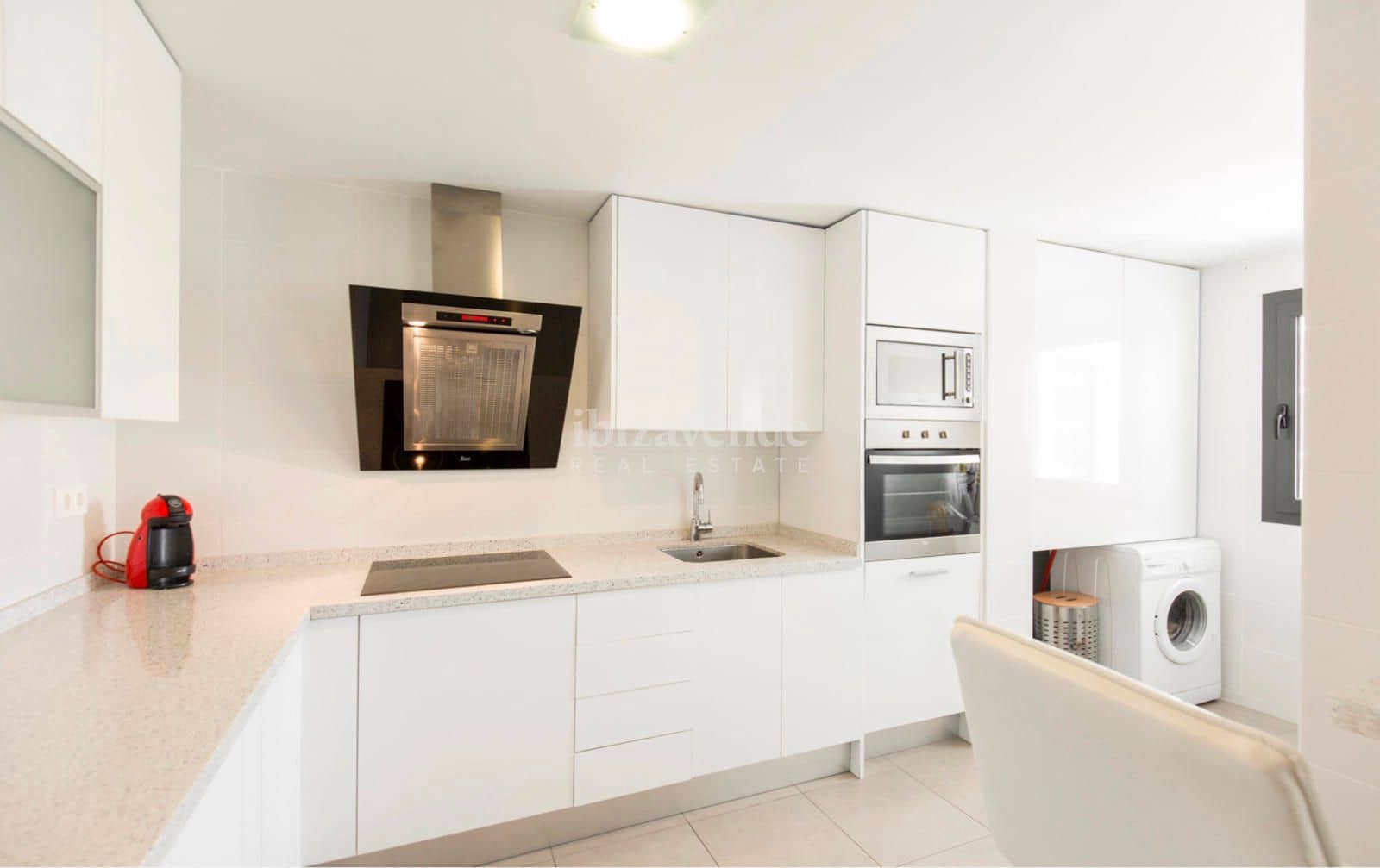 3 quarto Apartamento para arrendar em Ibiza / Eivissa cidade com garagem - 4 000 € (Ref: 9244388)