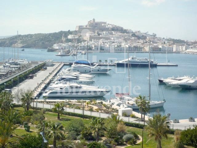 2 bedroom Flat for sale in Ibiza / Eivissa town with pool garage - € 530,000 (Ref: 9251472)