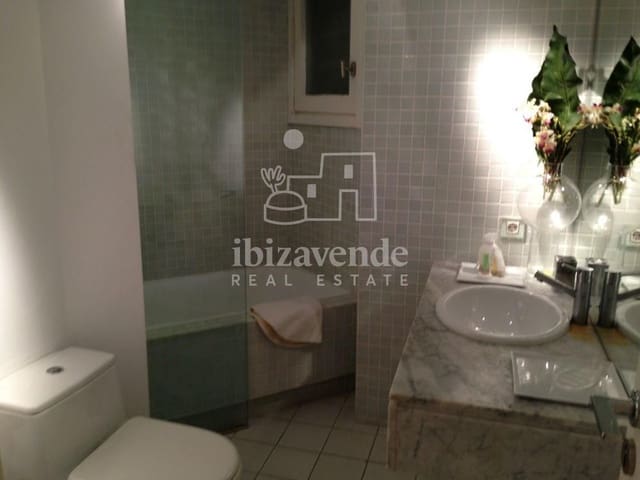 2 sovrum Lägenhet till salu i Ibiza stad med pool garage - 530 000 € (Ref: 9251472)