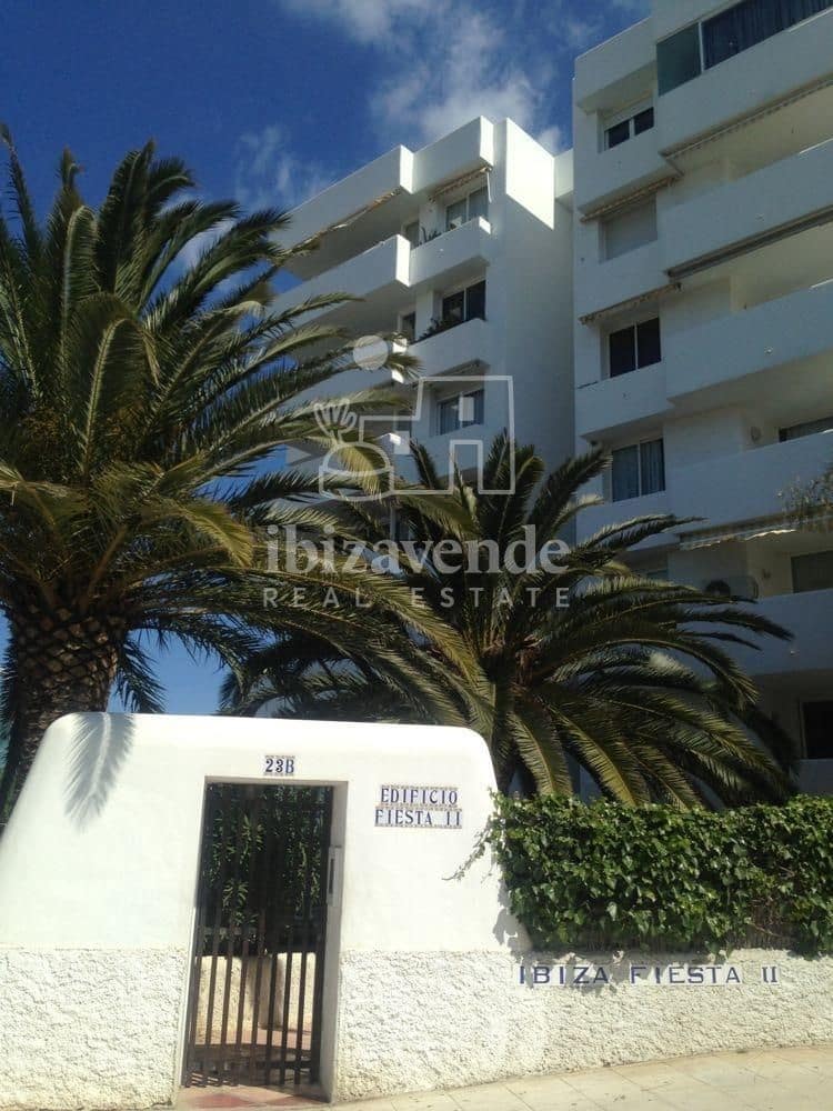 2 bedroom Flat for sale in Ibiza / Eivissa town with pool garage - € 530,000 (Ref: 9251472)