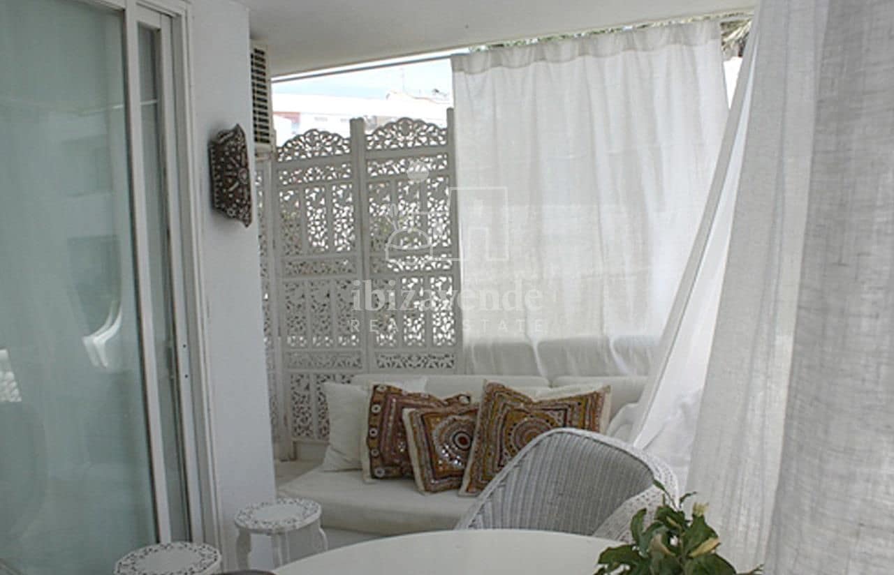 2 bedroom Flat for sale in Ibiza / Eivissa town with pool garage - € 530,000 (Ref: 9251472)