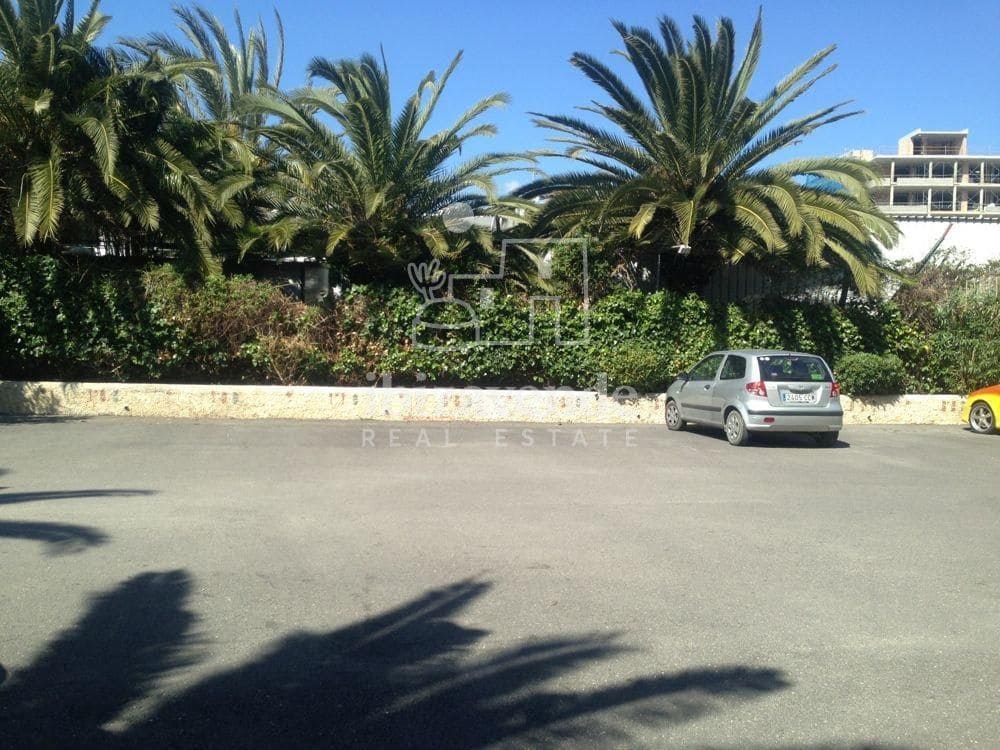 2 bedroom Flat for sale in Ibiza / Eivissa town with pool garage - € 530,000 (Ref: 9251472)