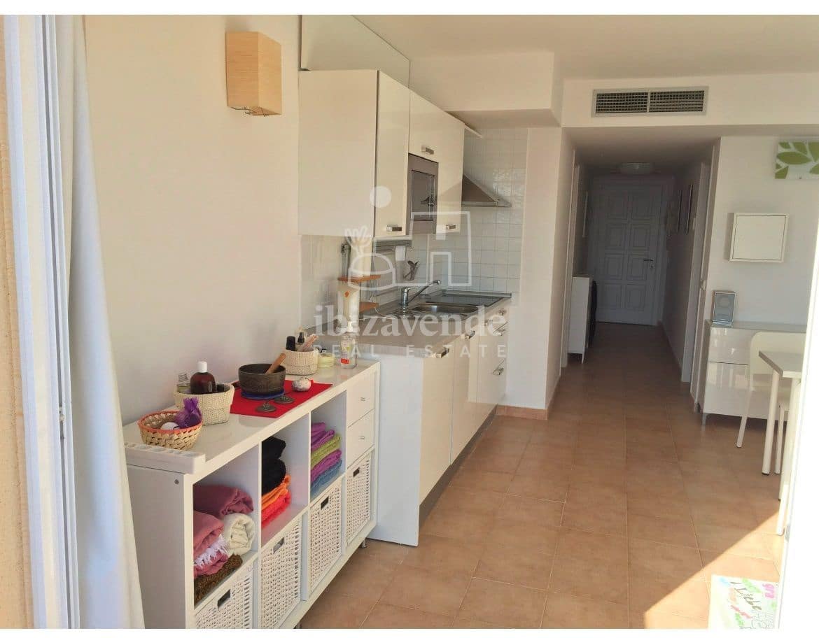1 slaapkamer Flat te koop in Es Cana met zwembad - € 445.000 (Ref: 9251473)
