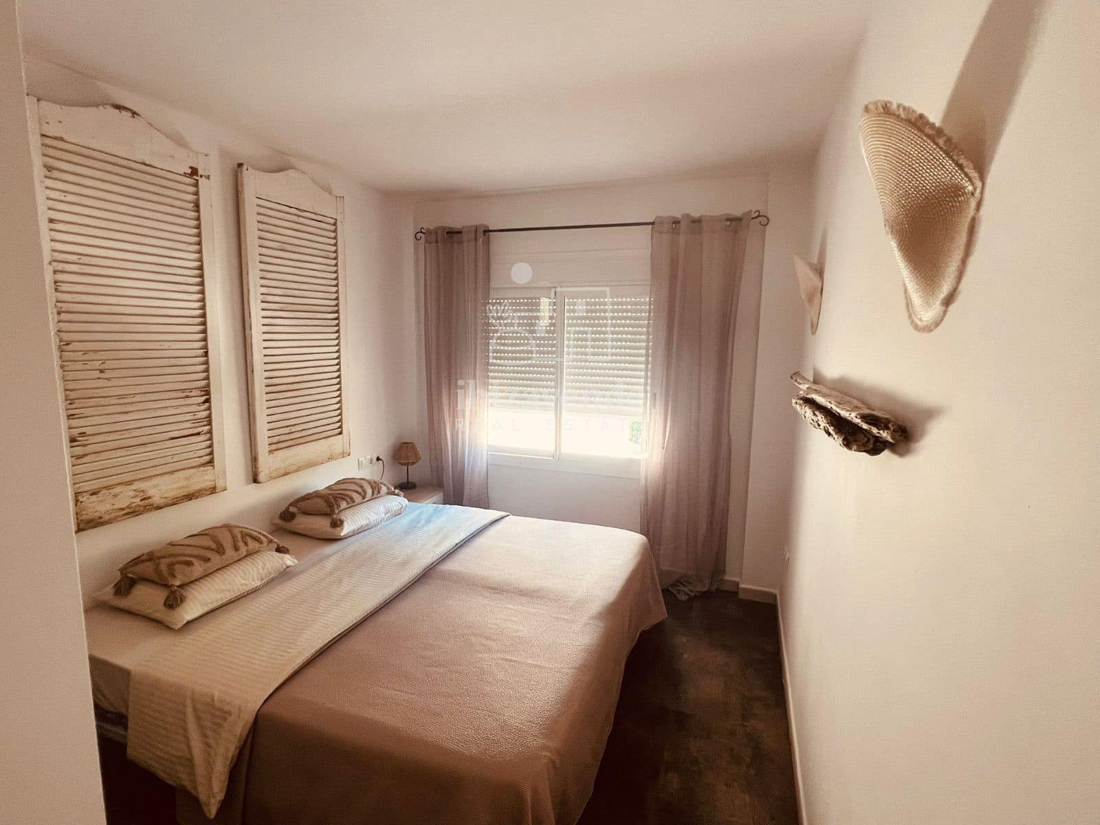 Chalet de 3 habitaciones en Cala Vadella en alquiler con piscina garaje - 6.800 € (Ref: 9263380)