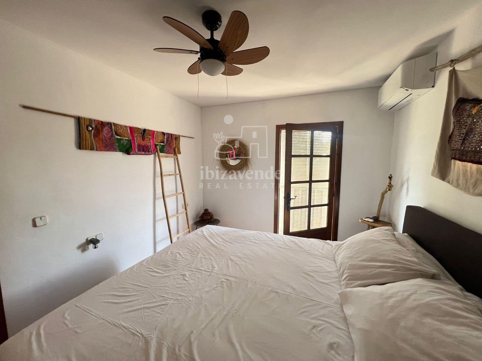 4 quarto Moradia para arrendar em Can Furnet com piscina garagem - 2 900 € (Ref: 9265054)