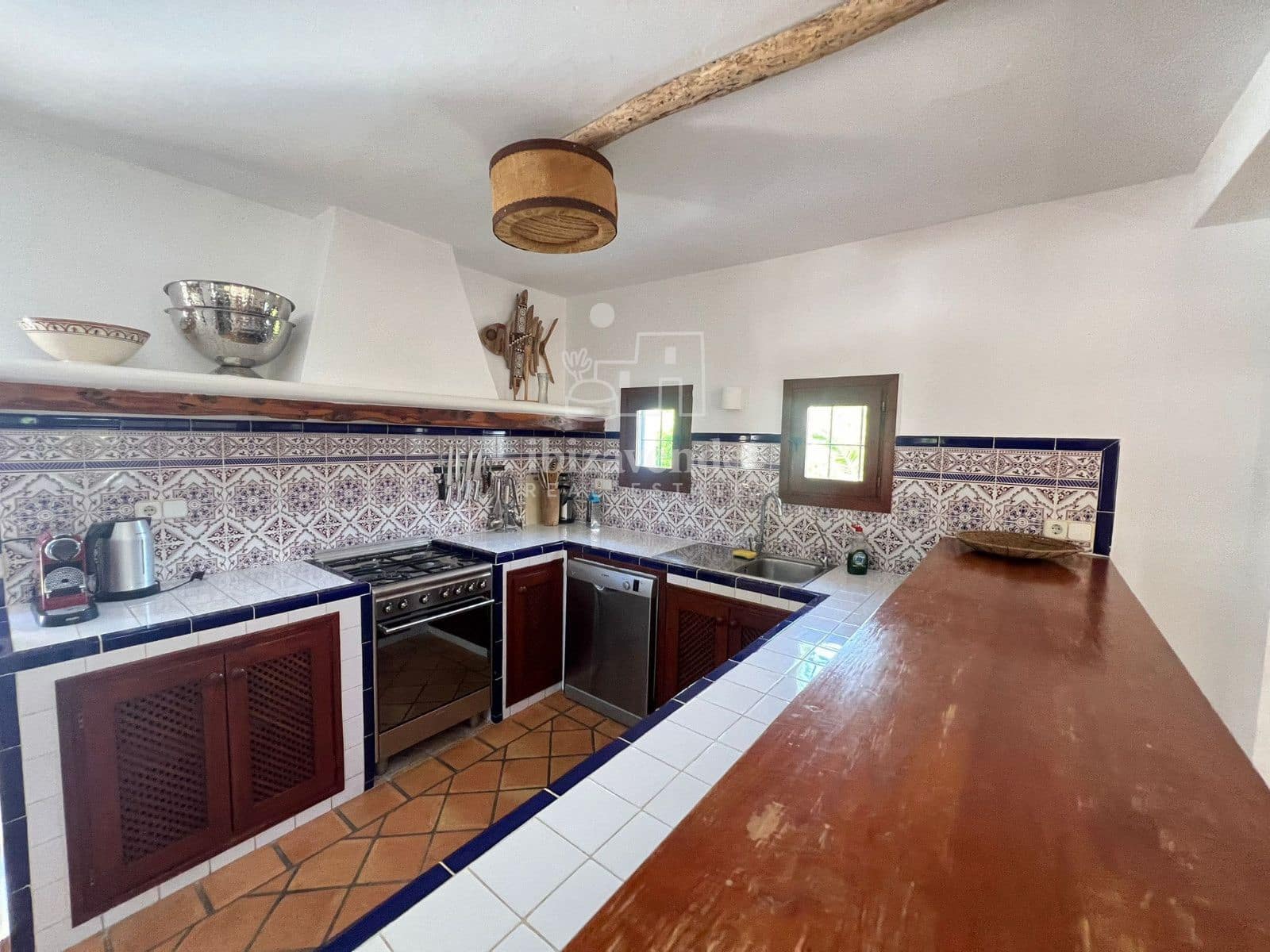 4 quarto Moradia para arrendar em Can Furnet com piscina garagem - 2 900 € (Ref: 9265054)