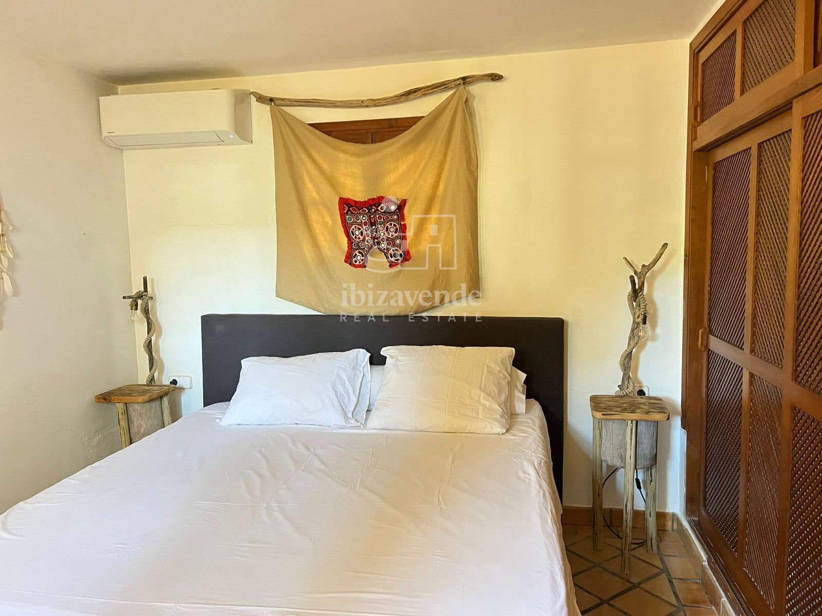 4 quarto Moradia para arrendar em Can Furnet com piscina garagem - 2 900 € (Ref: 9265054)