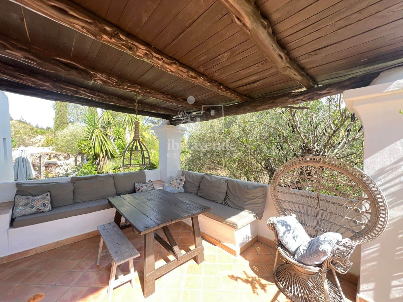 4 quarto Moradia para arrendar em Can Furnet com piscina garagem - 2 900 € (Ref: 9265054)