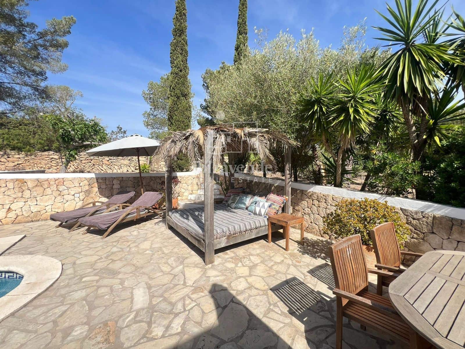 4 quarto Moradia para arrendar em Can Furnet com piscina garagem - 2 900 € (Ref: 9265054)