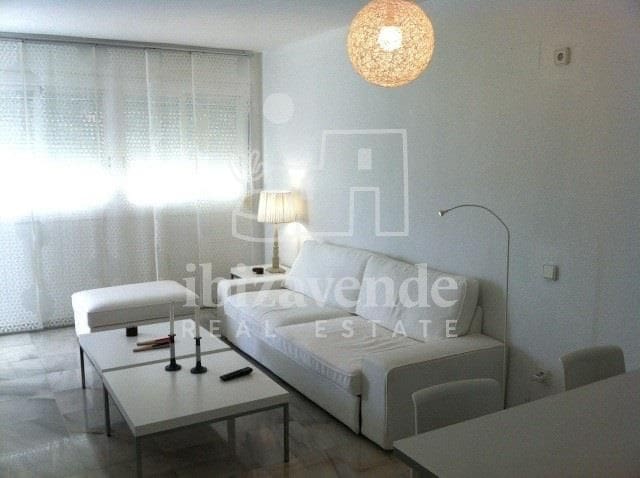 1 bedroom Flat for rent in Ibiza / Eivissa town with pool garage - € 1,100 (Ref: 9307246)