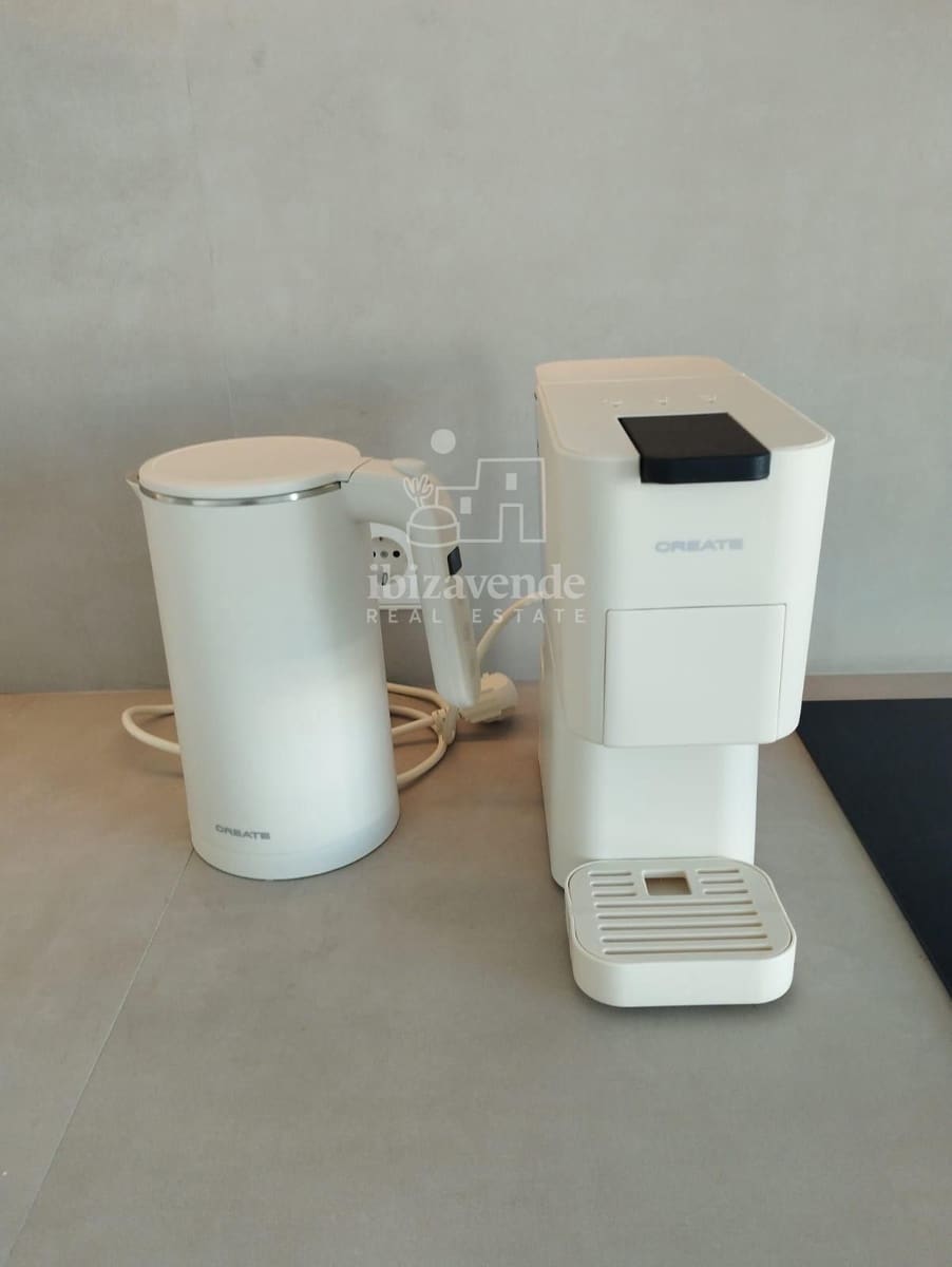 1 soveværelse Lejlighed til leje i La Siesta med swimmingpool - € 1.600 (Ref: 9319946)