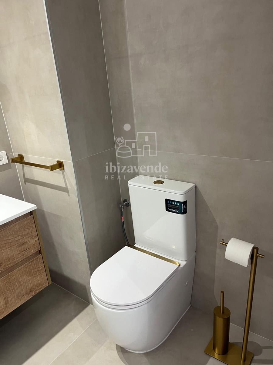 1 soveværelse Lejlighed til leje i La Siesta med swimmingpool - € 1.600 (Ref: 9319946)