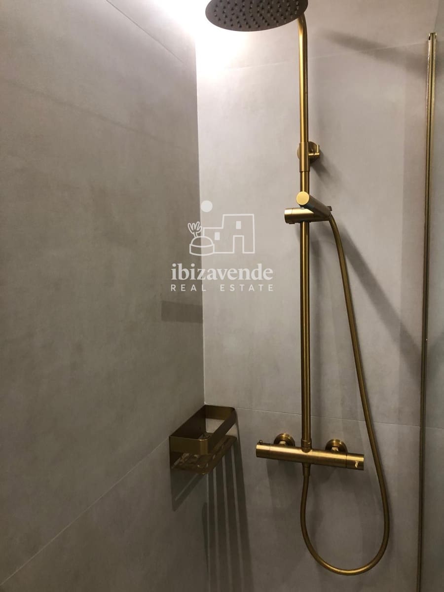 1 soveværelse Lejlighed til leje i La Siesta med swimmingpool - € 1.600 (Ref: 9319946)