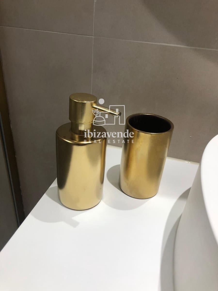 1 soveværelse Lejlighed til leje i La Siesta med swimmingpool - € 1.600 (Ref: 9319946)