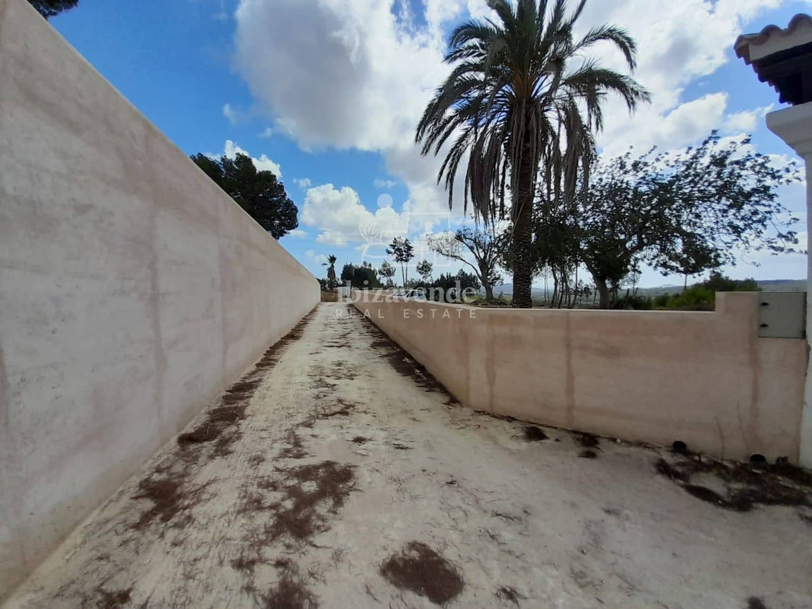 5 soverom Villa til leie i Santa Gertrudis de Fruitera med svømmebasseng garasje - € 7 000 (Ref: 9322310)