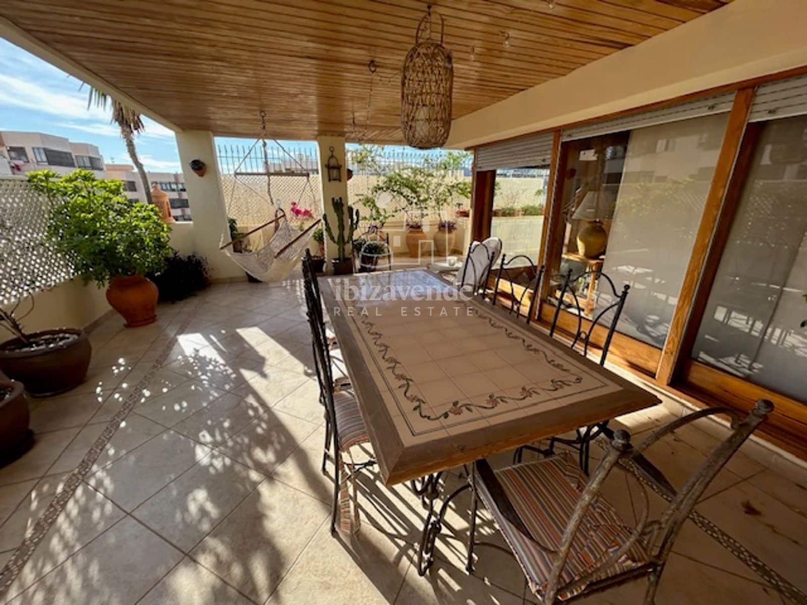 4 soverom Leilighet til salgs i Ibiza by med garasje - € 1 495 000 (Ref: 9335436)