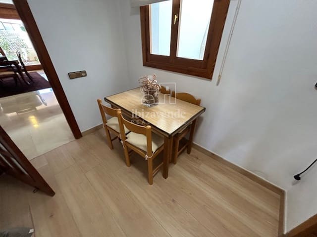 4 soverom Leilighet til salgs i Ibiza by med garasje - € 1 495 000 (Ref: 9335436)