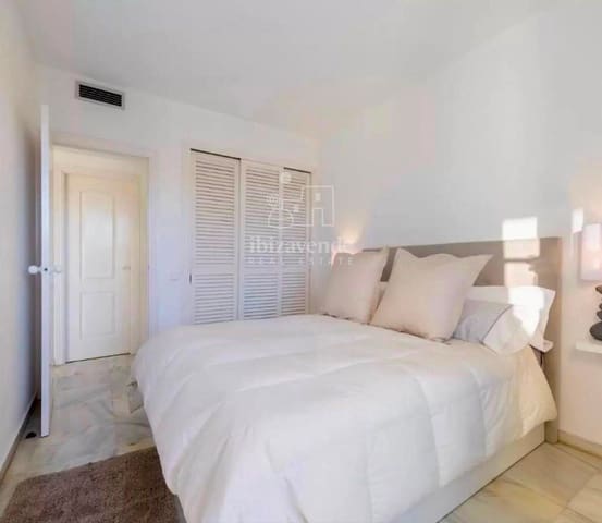 2 soverom Leilighet til leie i Ibiza by med svømmebasseng - € 4 000 (Ref: 9335587)