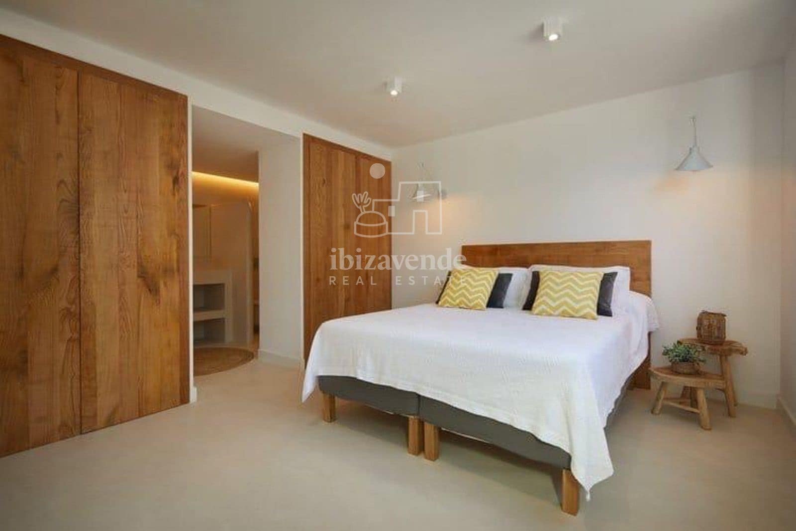 8 chambre Villa/Maison à vendre à Portinax avec piscine garage - 7 250 000 € (Ref: 9337015)