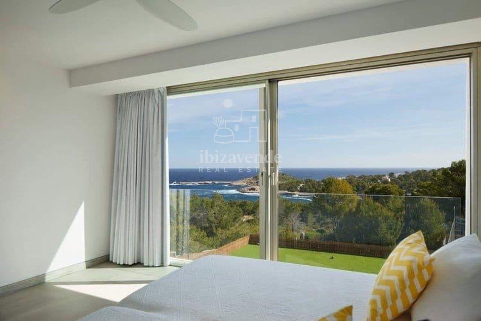 8 chambre Villa/Maison à vendre à Portinax avec piscine garage - 7 250 000 € (Ref: 9337015)