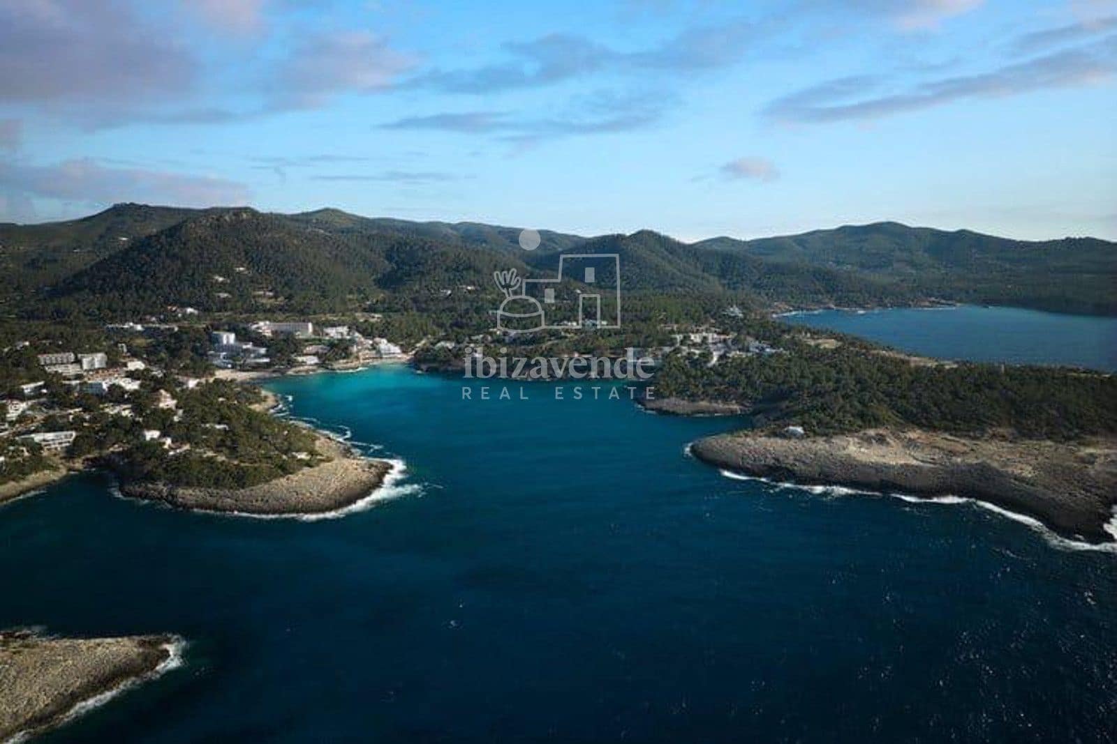 8 chambre Villa/Maison à vendre à Portinax avec piscine garage - 7 250 000 € (Ref: 9337015)