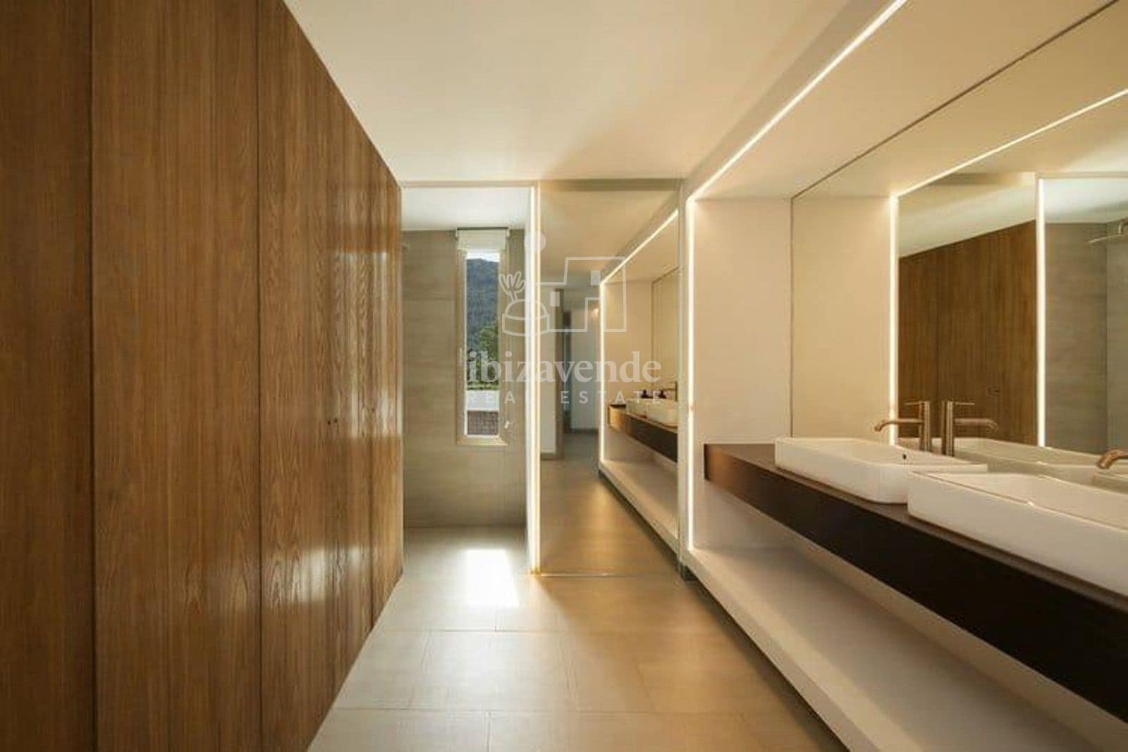 8 chambre Villa/Maison à vendre à Portinax avec piscine garage - 7 250 000 € (Ref: 9337015)