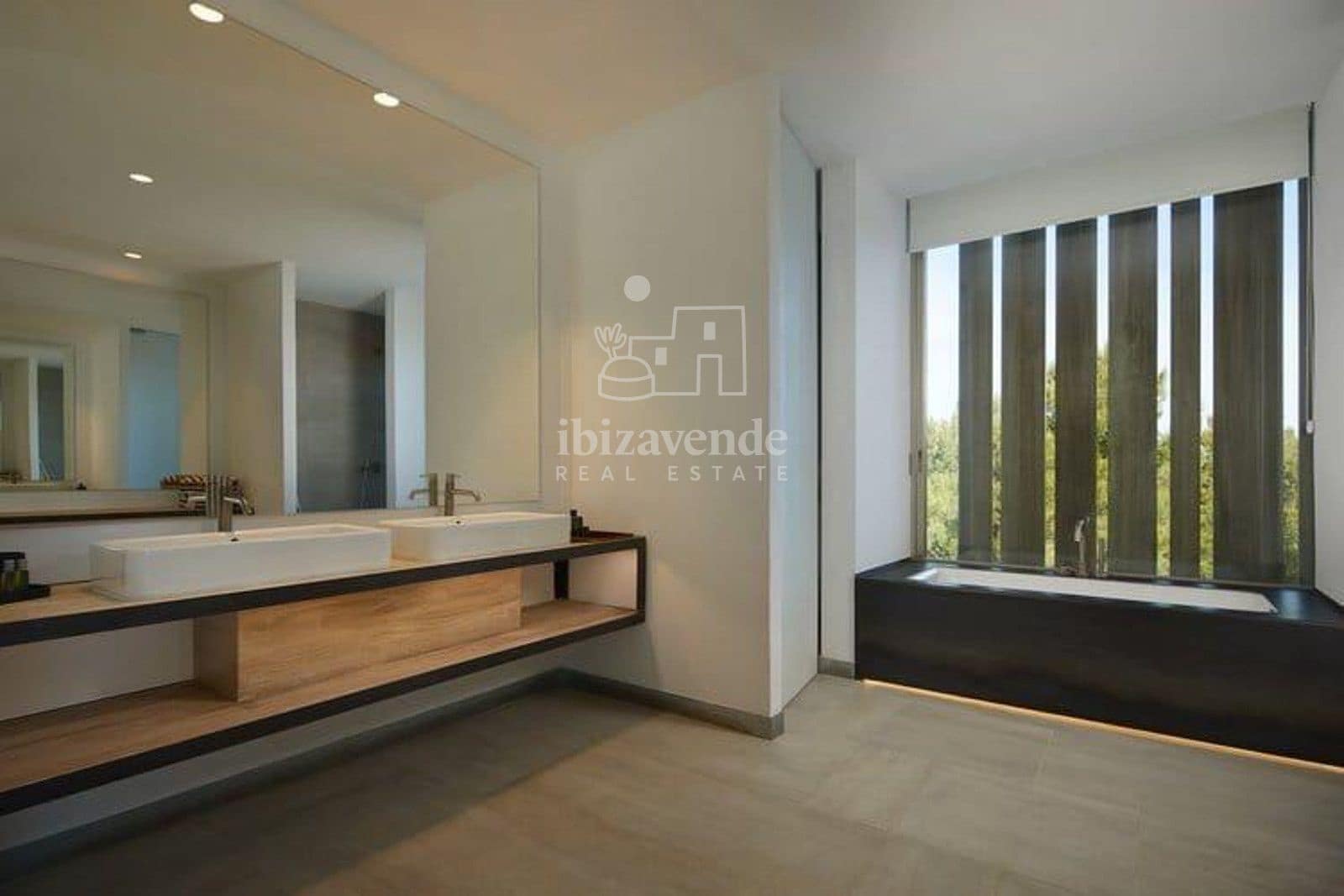 8 chambre Villa/Maison à vendre à Portinax avec piscine garage - 7 250 000 € (Ref: 9337015)