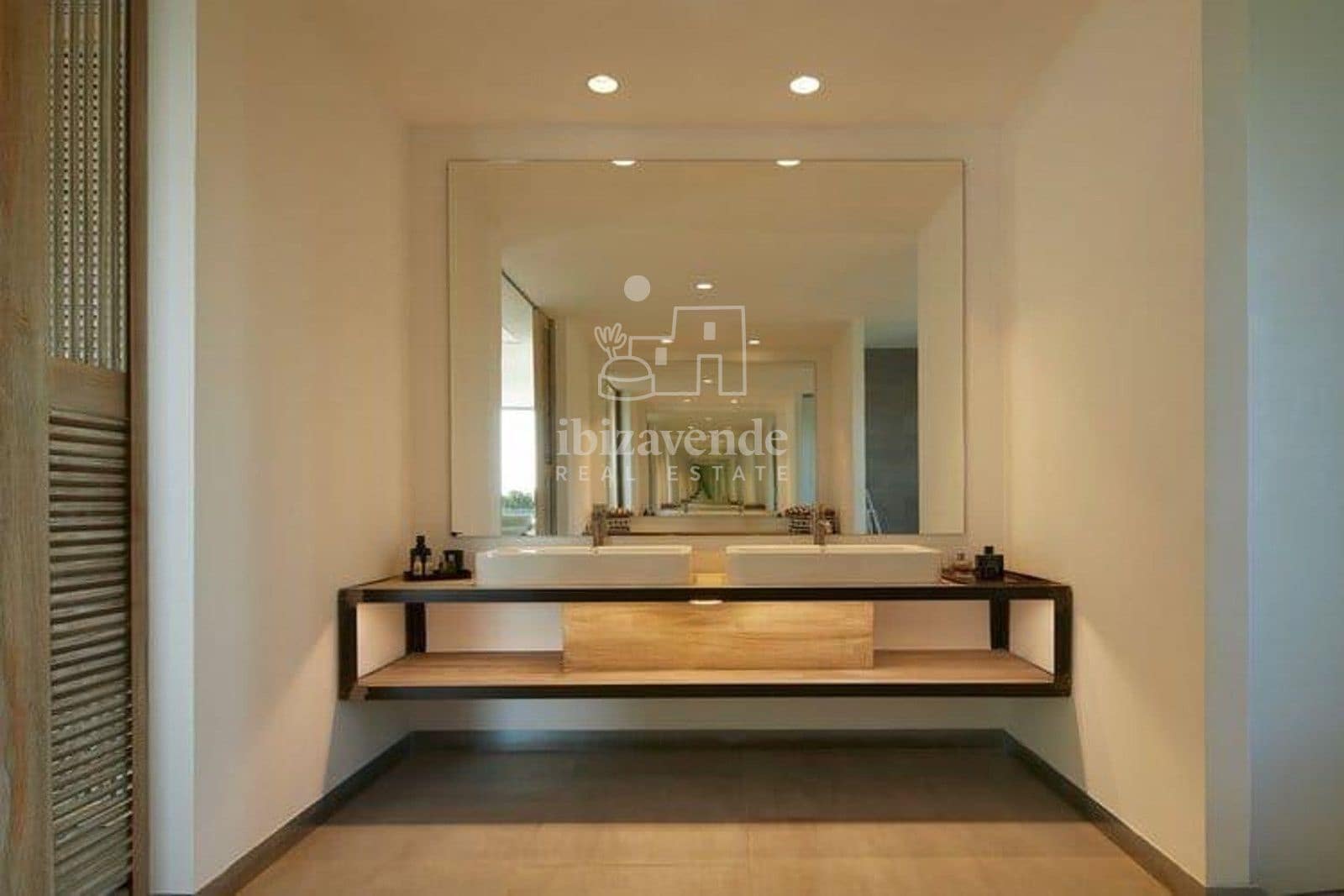 8 chambre Villa/Maison à vendre à Portinax avec piscine garage - 7 250 000 € (Ref: 9337015)