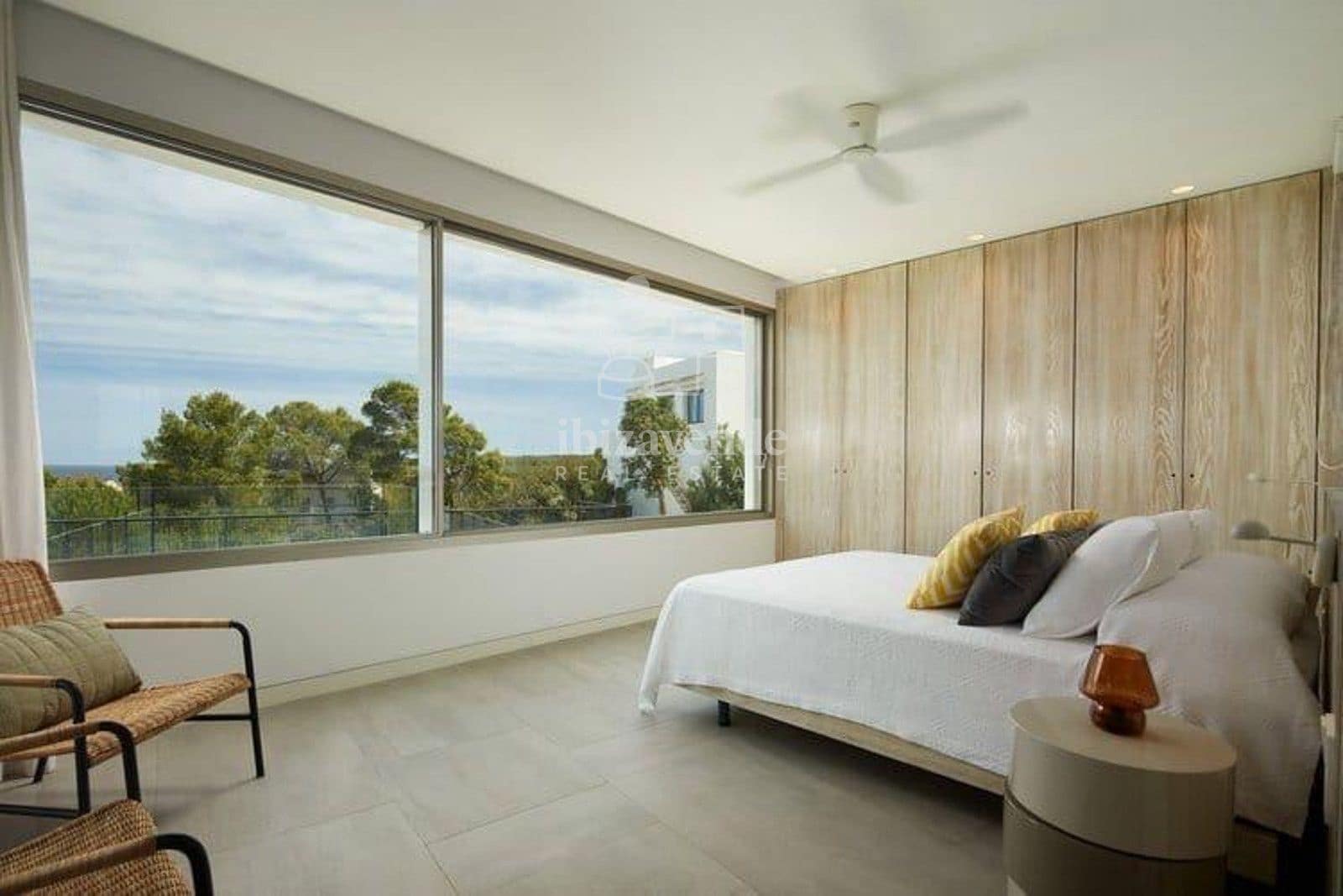 8 chambre Villa/Maison à vendre à Portinax avec piscine garage - 7 250 000 € (Ref: 9337015)