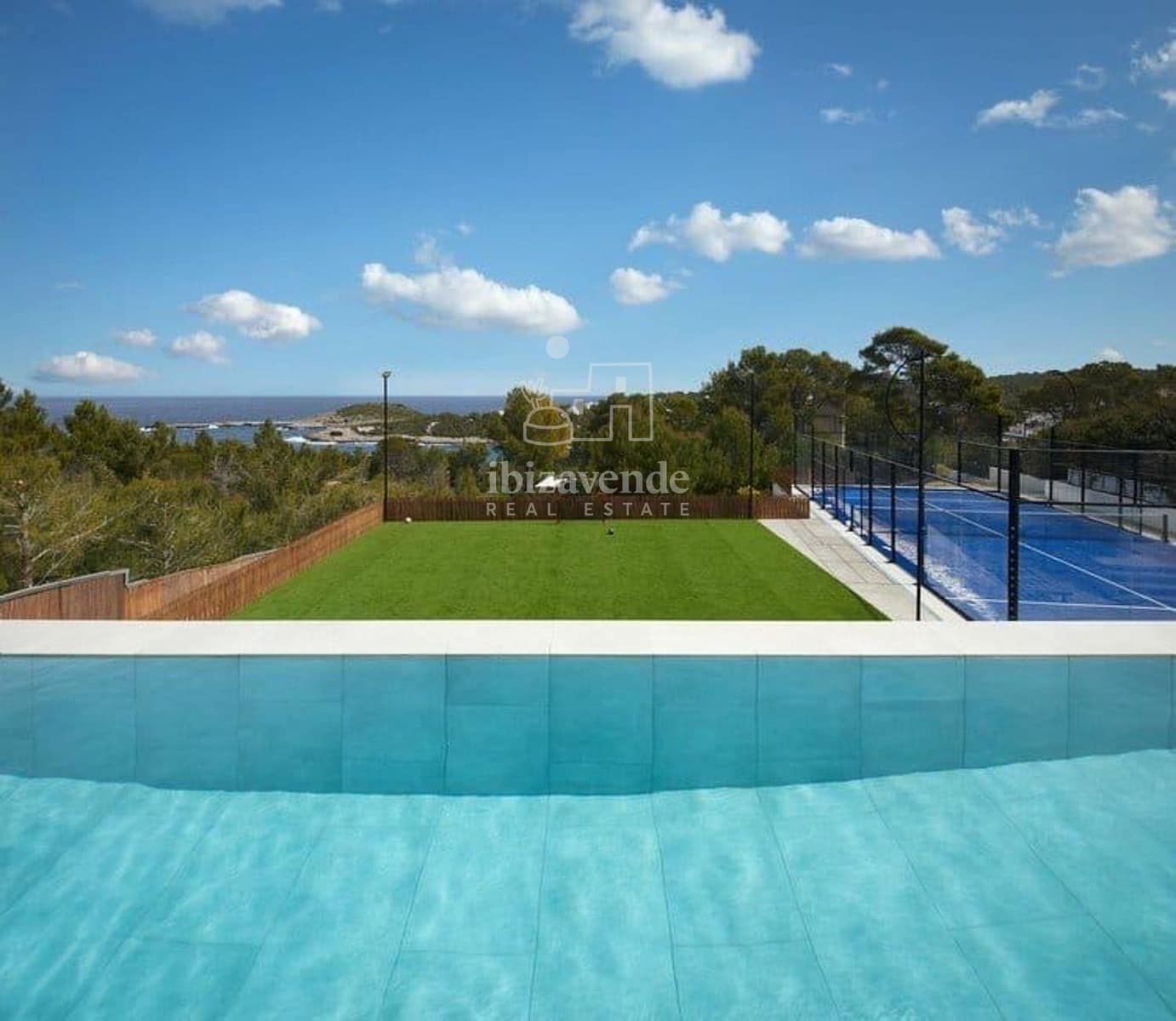 8 chambre Villa/Maison à vendre à Portinax avec piscine garage - 7 250 000 € (Ref: 9337015)