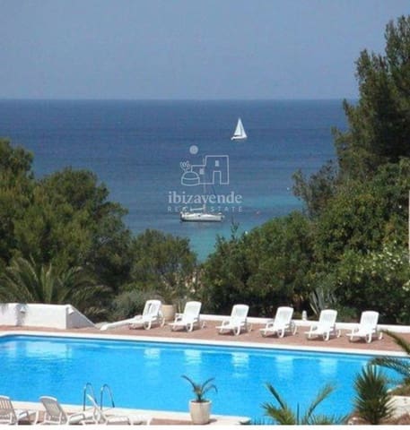 3 bedroom Flat for rent in Cala Tarida, San Jose / Sant Josep de Sa Talaia - € 1,650 (Ref: 9340285)