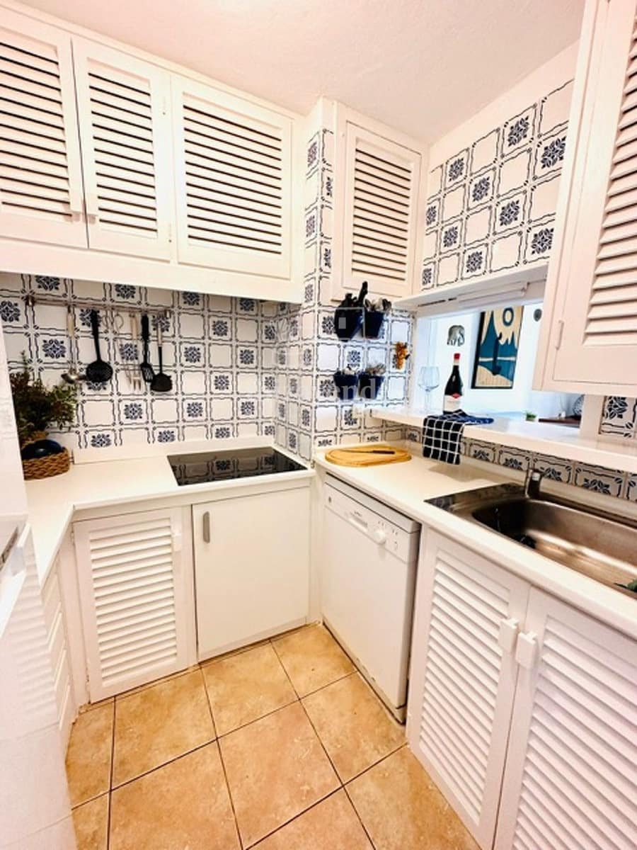 3 slaapkamer Flat te huur in Cala Tarida - € 1.650 (Ref: 9340285)