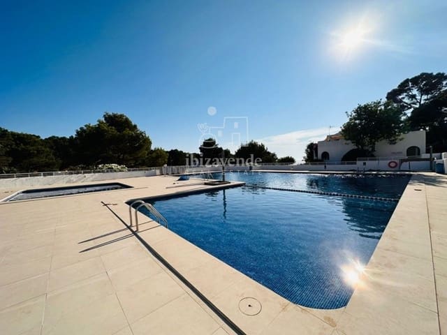 3 bedroom Flat for rent in Cala Tarida, San Jose / Sant Josep de Sa Talaia - € 1,650 (Ref: 9340285)