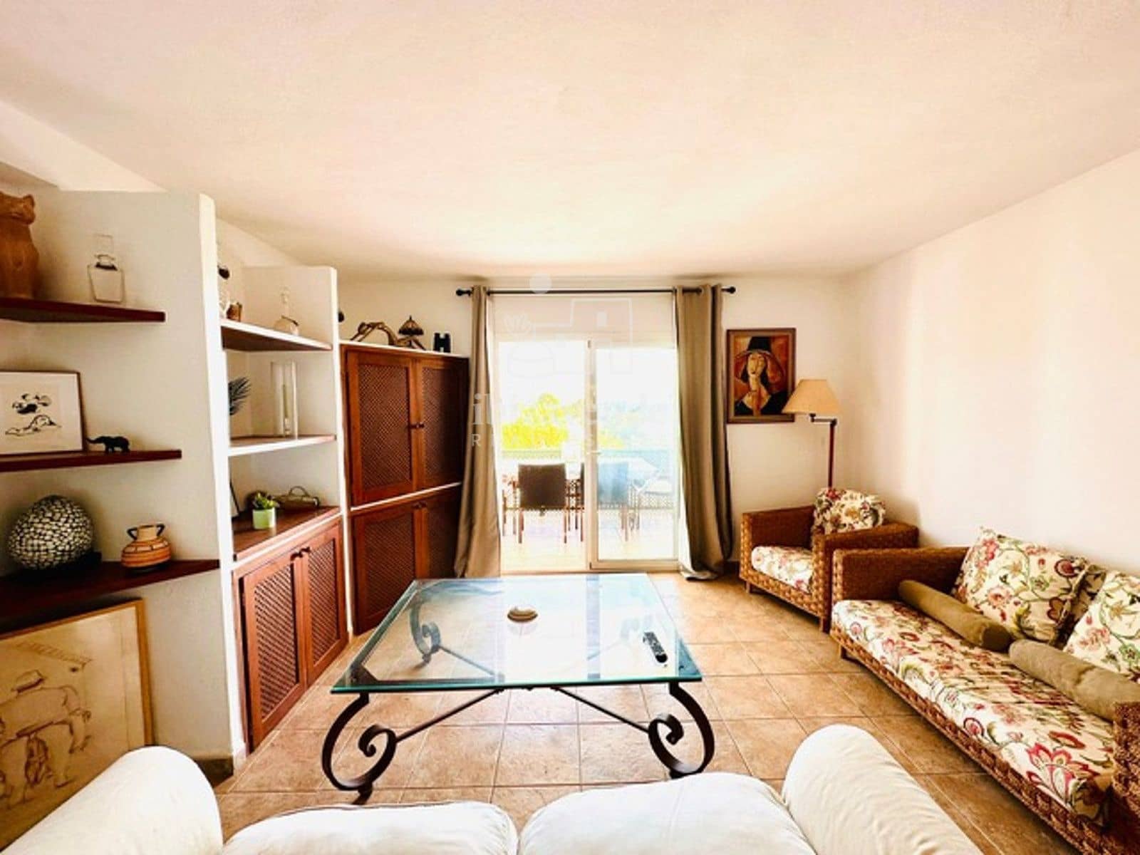 3 slaapkamer Flat te huur in Cala Tarida - € 1.650 (Ref: 9340285)