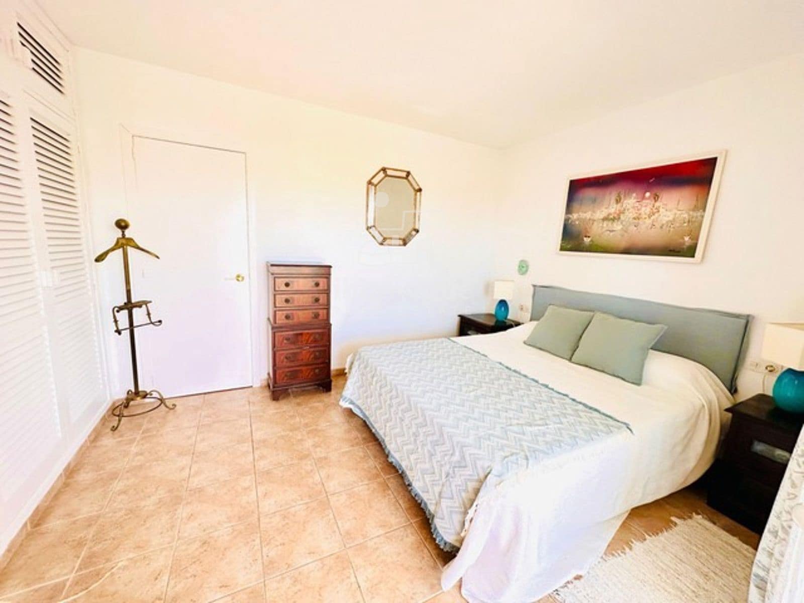 3 slaapkamer Flat te huur in Cala Tarida - € 1.650 (Ref: 9340285)