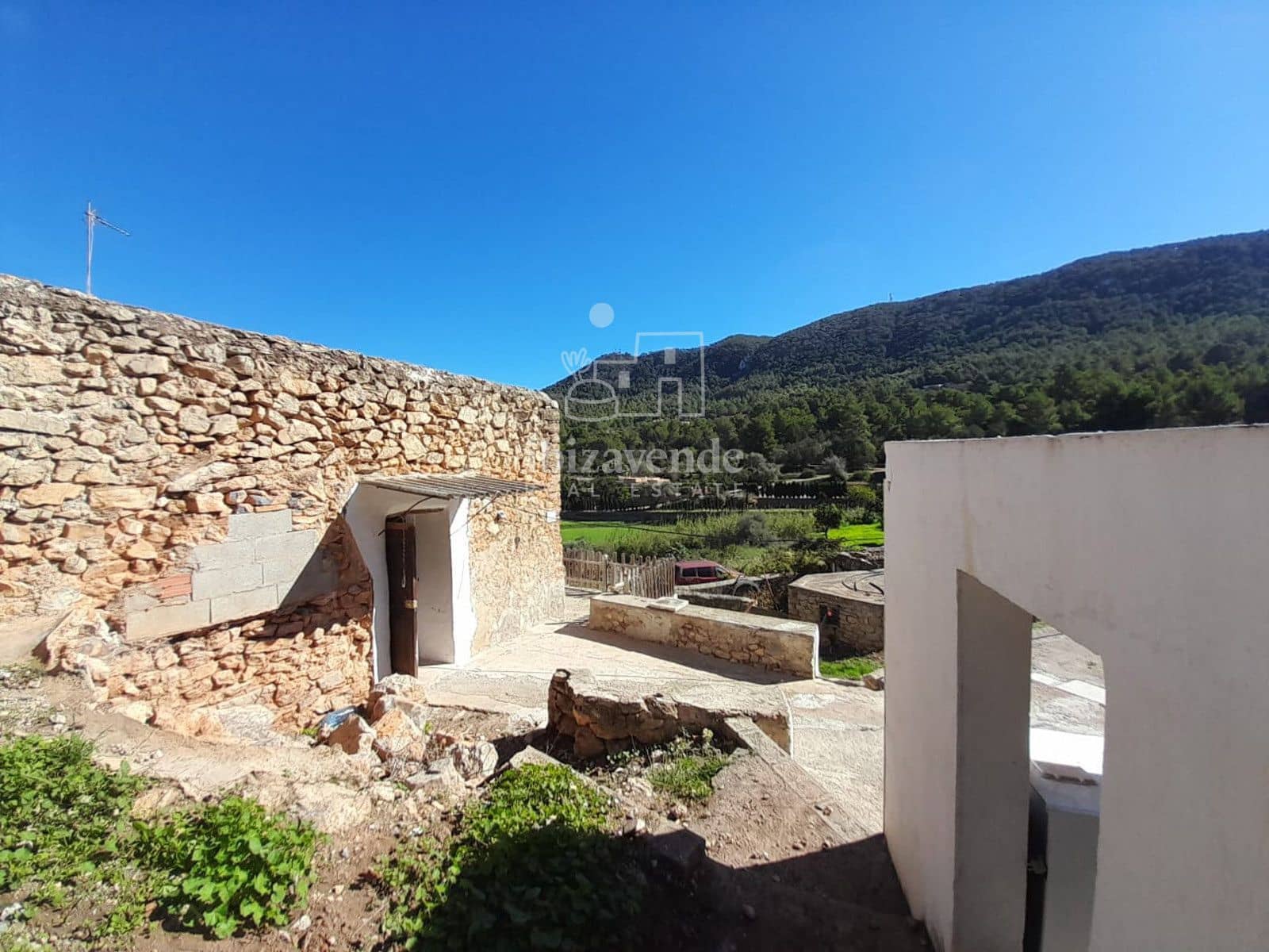 Villa te koop in San Jose / Sant Josep de Sa Talaia met garage - € 2.135.000 (Ref: 9343945)