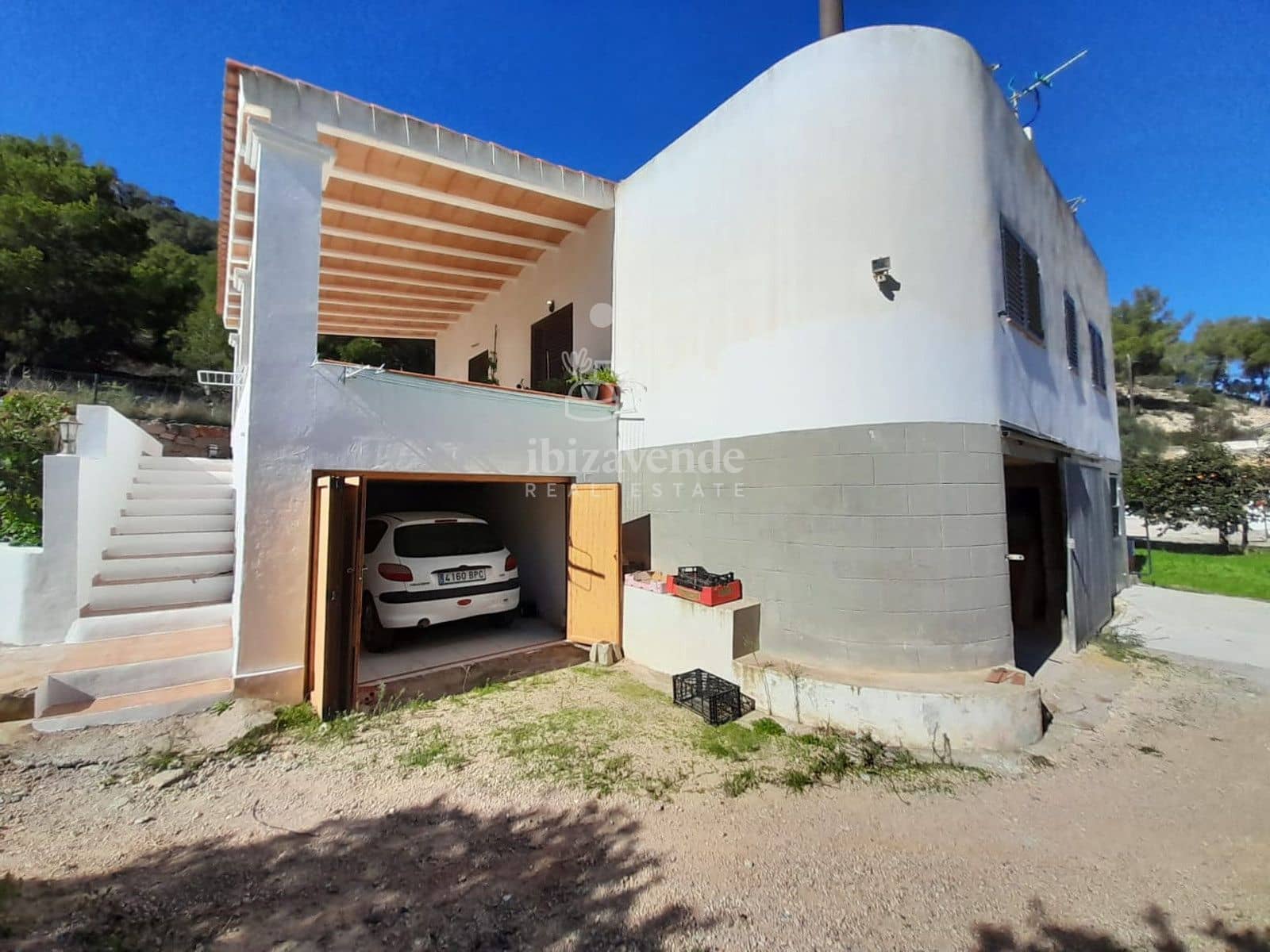 Villa te koop in San Jose / Sant Josep de Sa Talaia met garage - € 2.135.000 (Ref: 9343945)