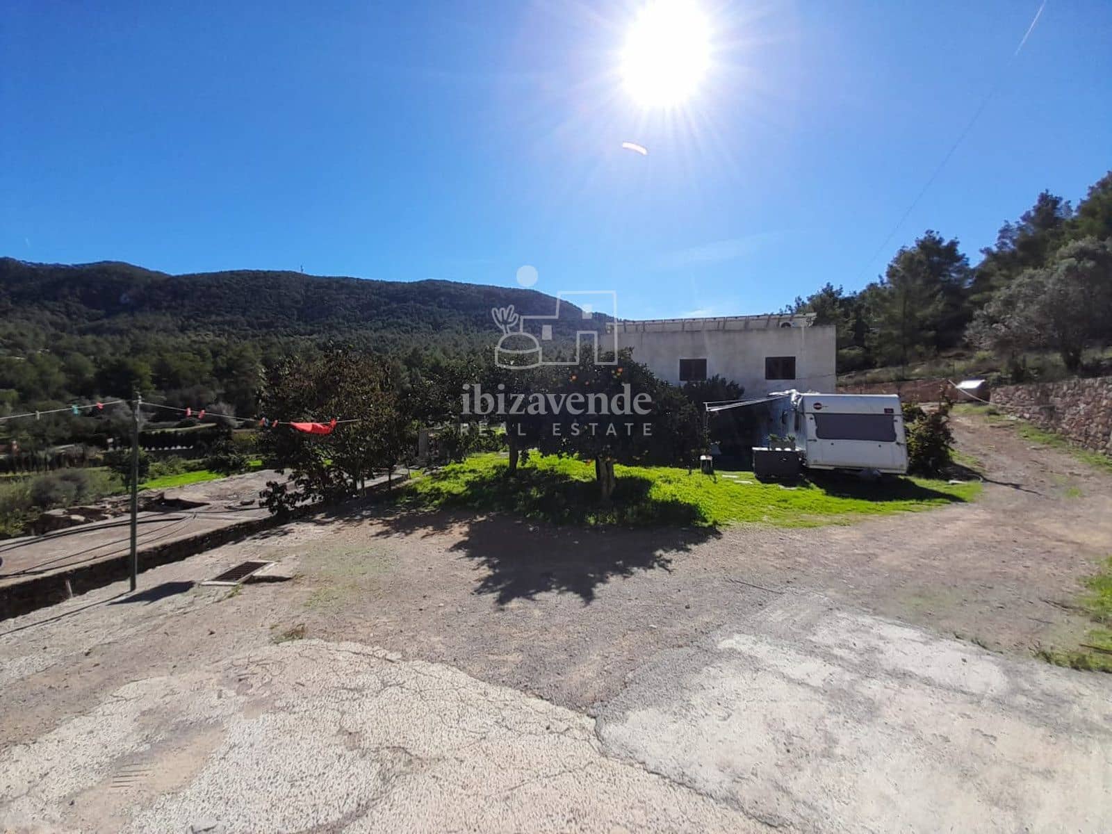 Villa te koop in San Jose / Sant Josep de Sa Talaia met garage - € 2.135.000 (Ref: 9343945)