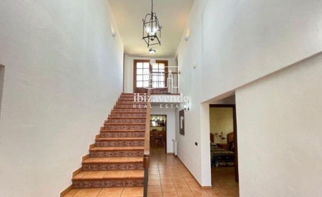 4 Zimmer Villa zu verkaufen in Santa Gertrudis de Fruitera, Santa Eulalia / Santa Eularia mit Pool Garage - 2.900.000 € (Ref: 9343947)