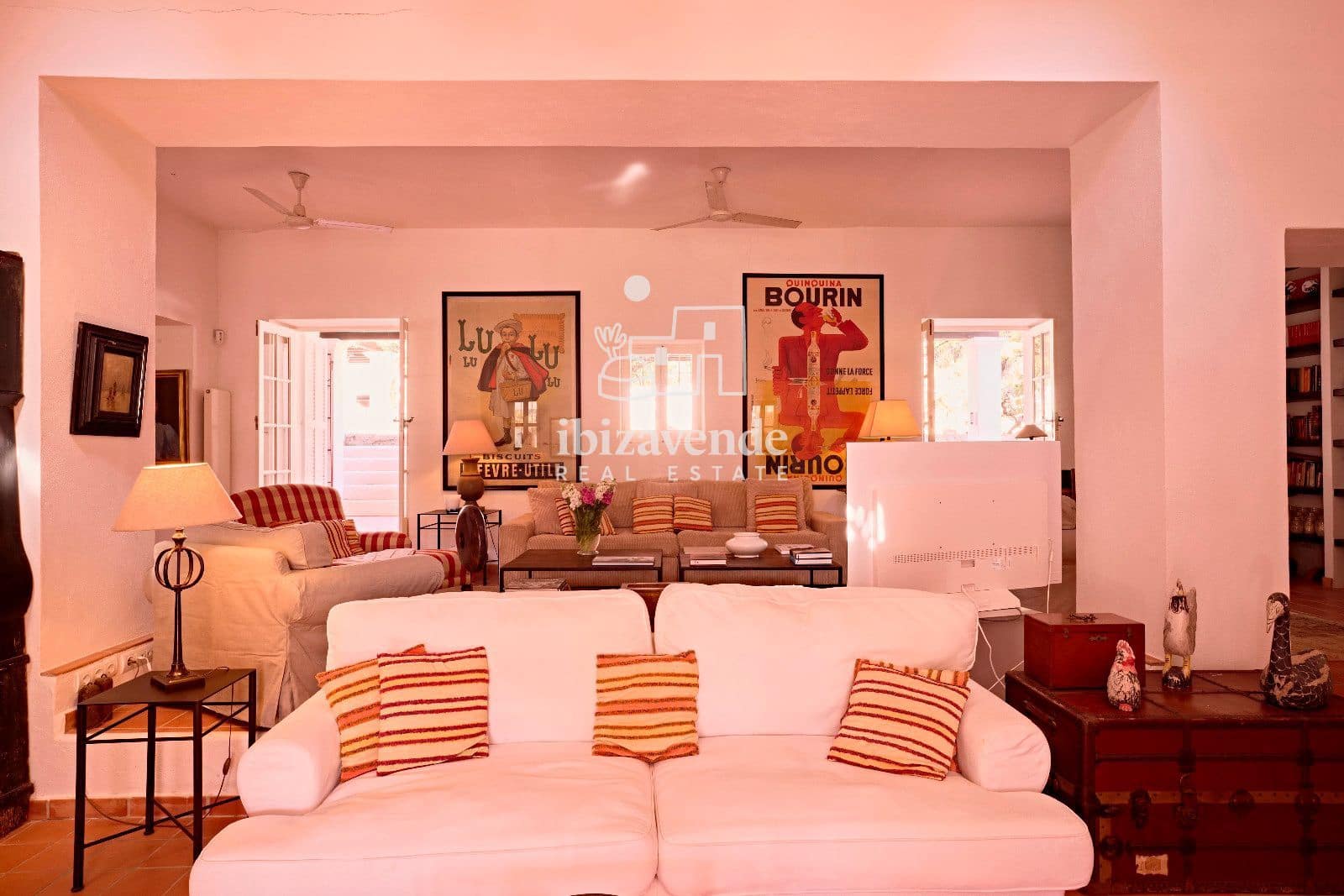 6 sypialnia Willa do wynajęcia w San Jose / Sant Josep de Sa Talaia z basenem garażem - 12 000 € (Ref: 9349777)