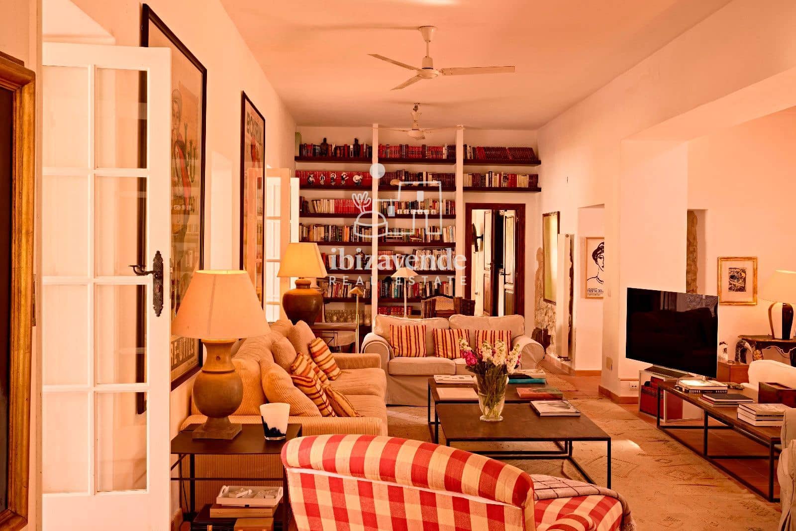 6 sypialnia Willa do wynajęcia w San Jose / Sant Josep de Sa Talaia z basenem garażem - 12 000 € (Ref: 9349777)